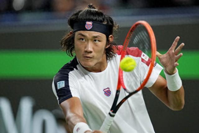 活和比赛中 活和比赛中